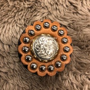 Western silver concho pop socket phone holder